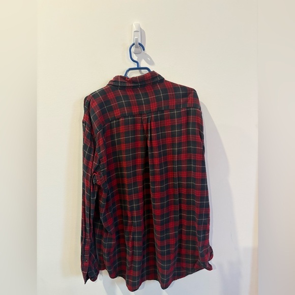 Croft & Barrow Red and Black Plaid Casual Shirt - Picture 3 of 3
